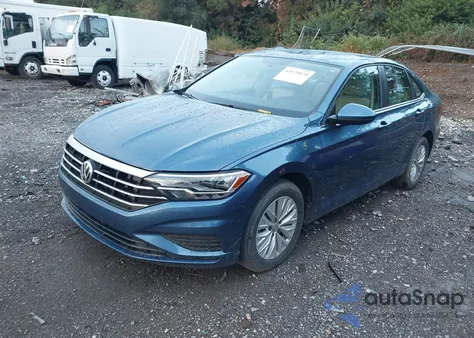 2019 Volkswagen Jetta 1.4T R-Line/1.4T S/1.4T Se from USA, damaged, VIN 3VWCB7BU4KM245011